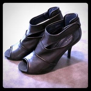 Tahari stiletto bootie